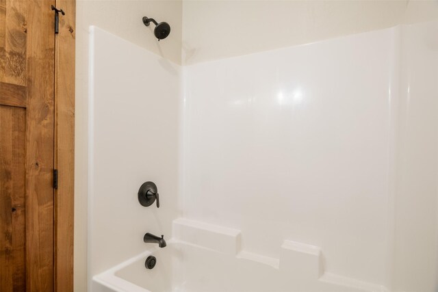 full bathroom featuring shower / bathtub combination