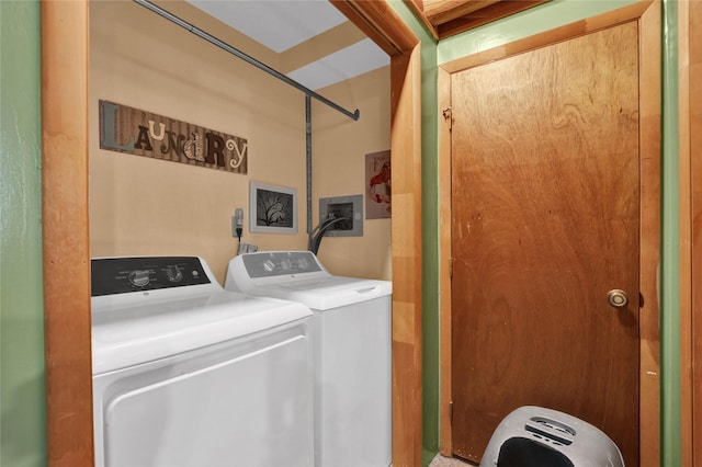 5 Lake Flat Ln, Great Falls, MT 59404 - laundry area featuring washer and dryer