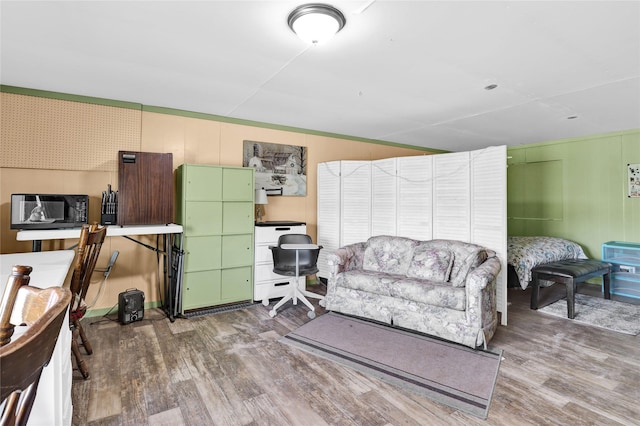 5 Lake Flat Ln, Great Falls, MT 59404 - living area featuring wood finished floors