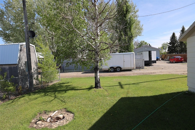 507 2nd St, Valier, MT 59486 - view of yard