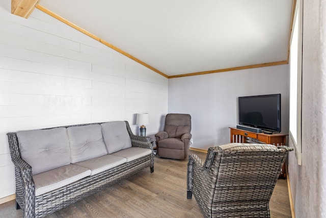 49 Embry Ln, Great Falls, MT 59404 - living area with vaulted ceiling, wood finished floors, and ornamental molding