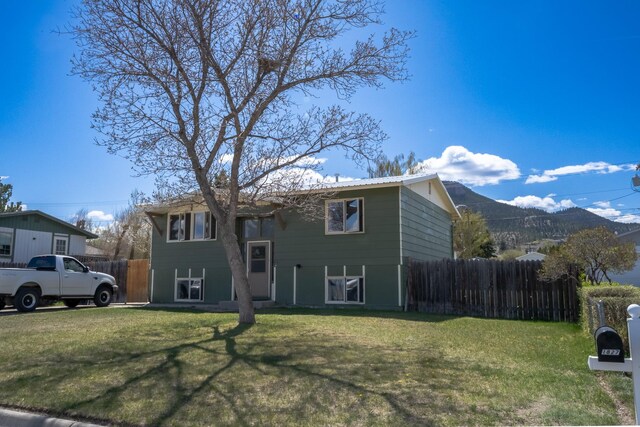1827 Hollins Ave, Helena, MT 59601 - view of front of home