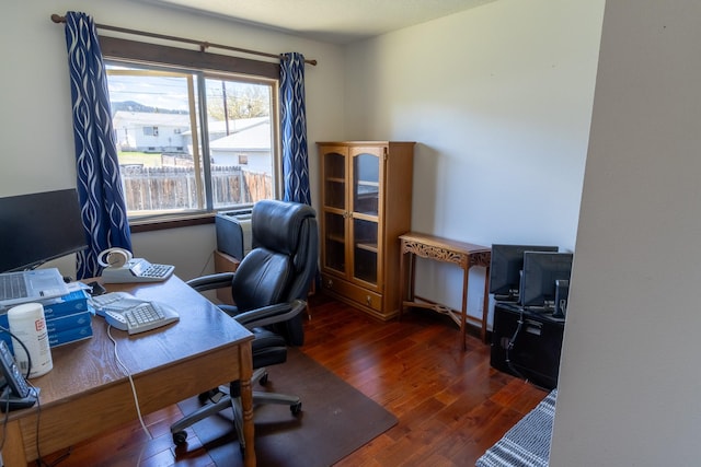 1827 Hollins Ave, Helena, MT 59601 - office featuring wood finished floors