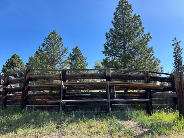 5061 Falcon Ln, Stevensville, MT 59870 - view of yard