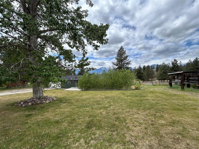 5061 Falcon Ln, Stevensville, MT 59870 - view of yard