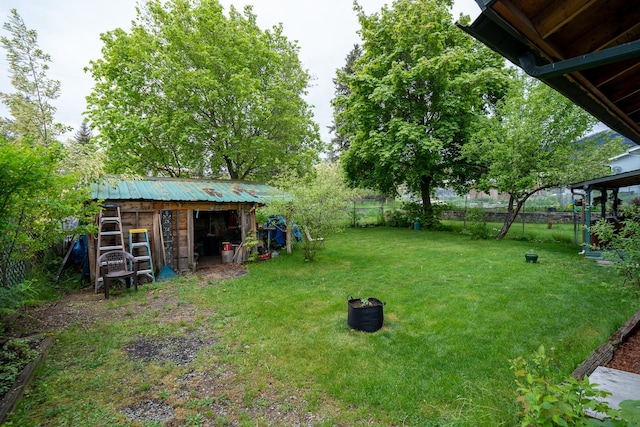 521 Clay St, Thompson Falls, MT 59873 - view of yard with an outdoor structure