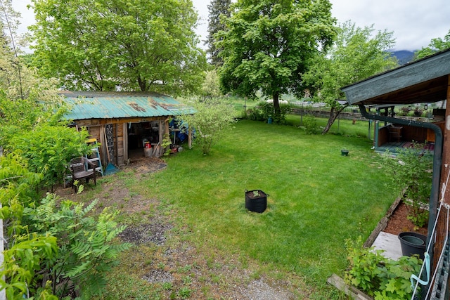 521 Clay St, Thompson Falls, MT 59873 - view of yard featuring an outbuilding