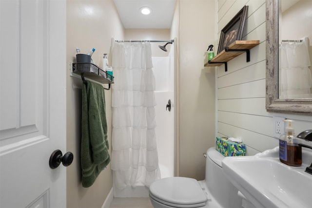 322 Hemlock St, Anaconda, MT 59711 - bathroom with curtained shower, a sink, and toilet