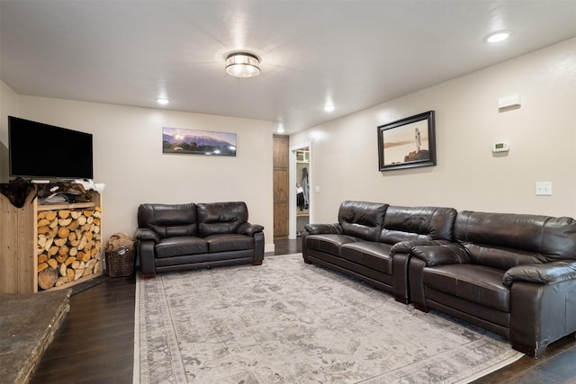 322 Hemlock St, Anaconda, MT 59711 - living area featuring wood finished floors and recessed lighting