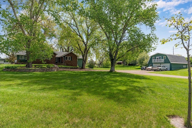70 Dune Hill Ln, Great Falls, MT 59404 - view of grassy yard featuring driveway