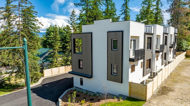713 W 2nd St W, Whitefish, MT 59937 - view of front of house