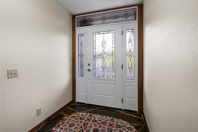 38941 Baypoint Ln, Polson, MT 59860 - foyer with baseboards