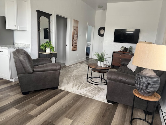 2567 Reardon Rd, Helena, MT 59602 - living room with wood finished floors and baseboards