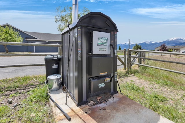 5634 Fairview Ln, Florence, MT 59833 - exterior view of mountains