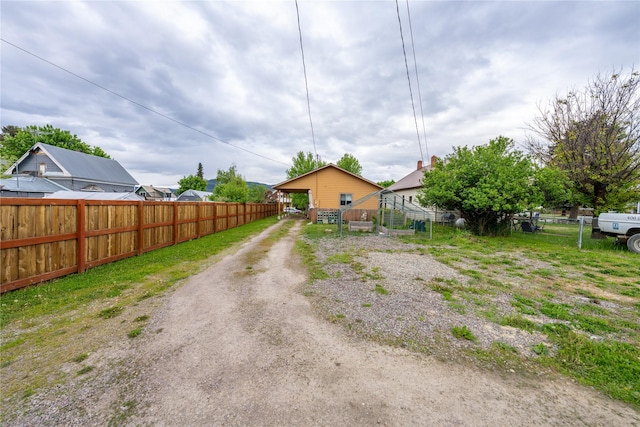 1118 Dakota Ave, Libby, MT 59923 - view of yard with driveway