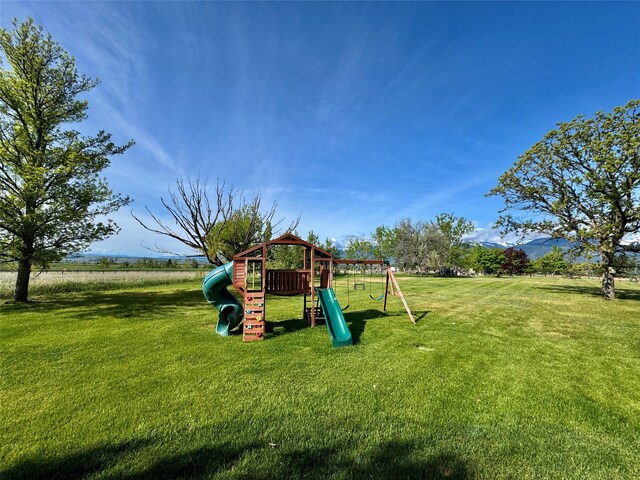 444 Windwalker Trl, Stevensville, MT 59870 - view of jungle gym featuring a yard