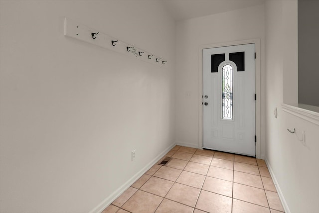 515 W Oregon St, Kalispell, MT 59901 - entryway featuring light tile patterned floors and baseboards