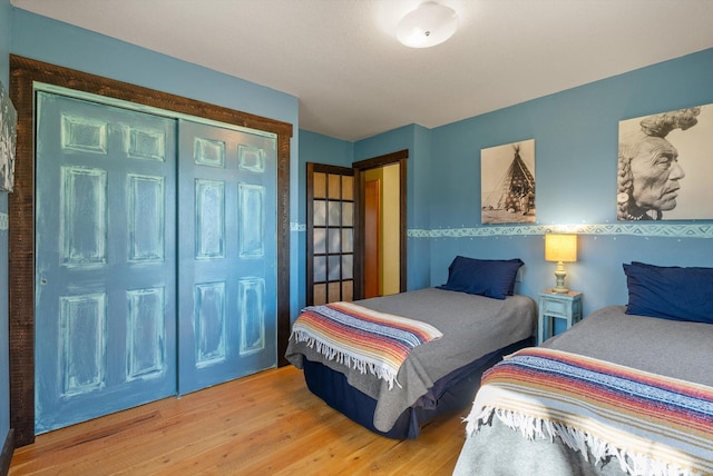 51943 Kuntz Ln, Charlo, MT 59824 - bedroom with wood finished floors and a closet