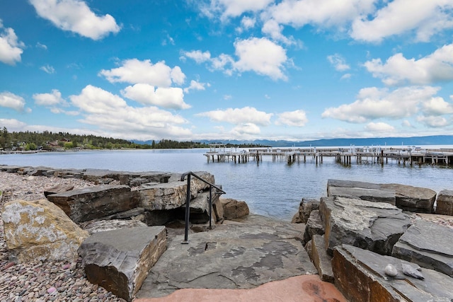 5675 US Highway 93 S Unit 10, Somers, MT 59932 - dock with a water view