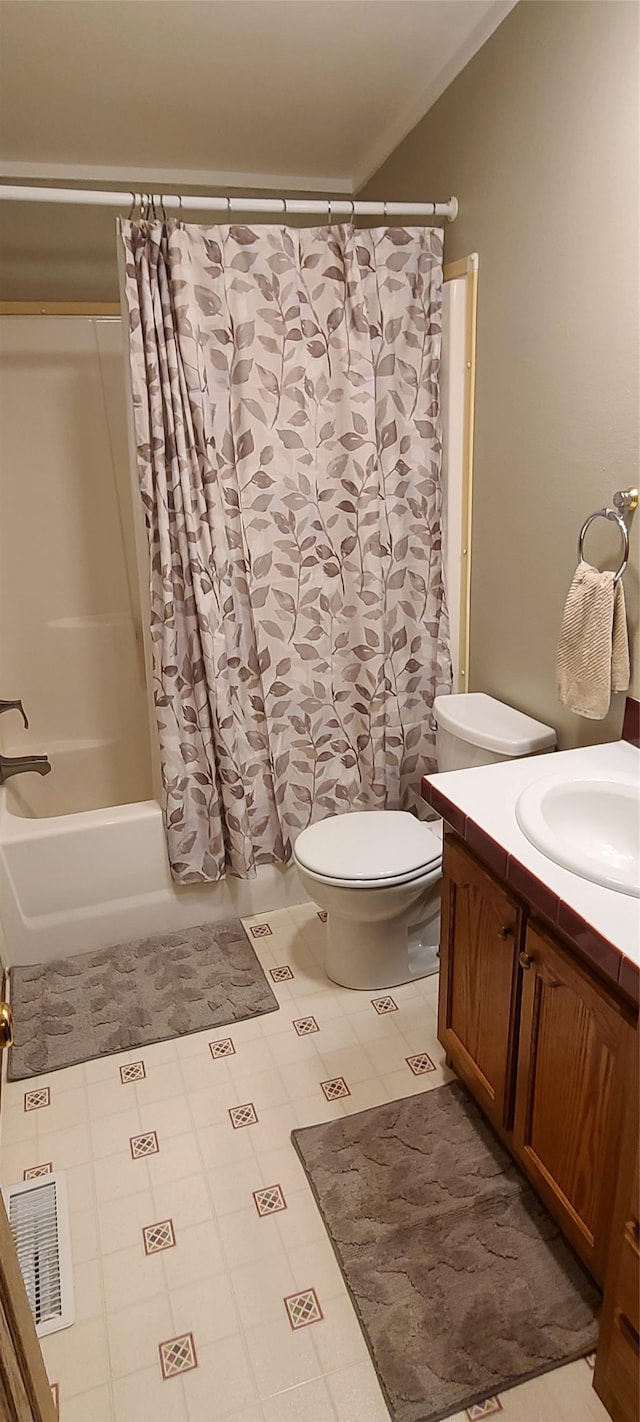 8 Teresa Ln, Great Falls, MT 59404 - full bath with vanity and shower / bath combination with curtain
