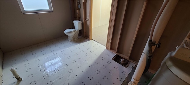 8 Teresa Ln, Great Falls, MT 59404 - bathroom featuring toilet
