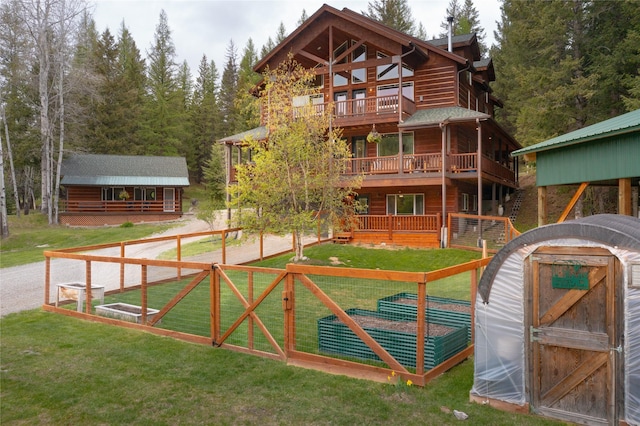 12520 Pinkham Creek Rd, Rexford, MT 59930 - gate with an outdoor structure