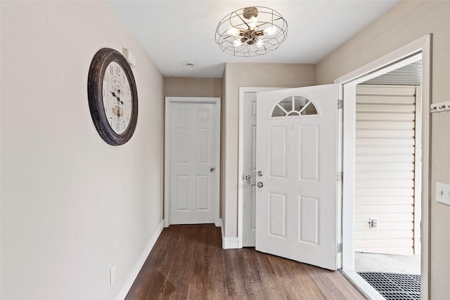 1091 Harmony Ct, Kalispell, MT 59901 - entryway with wood finished floors and baseboards