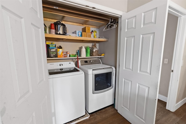 1091 Harmony Ct, Kalispell, MT 59901 - laundry room with separate washer and dryer and dark wood-style floors