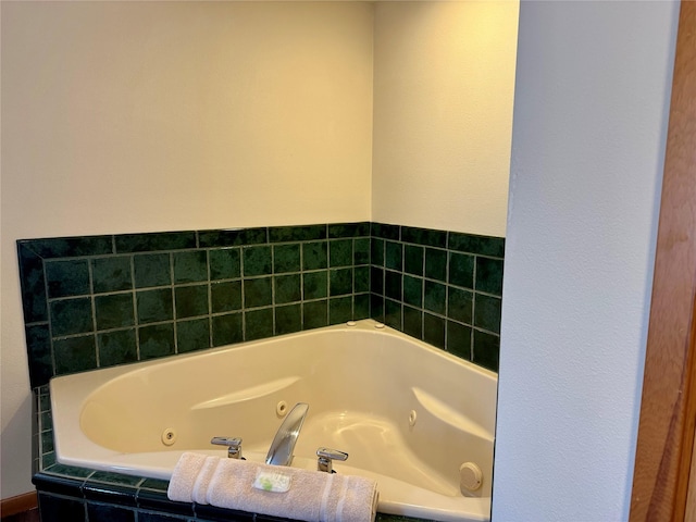 883 Saint Andrews Dr, Columbia Falls, MT 59912 - full bath featuring a tub with jets
