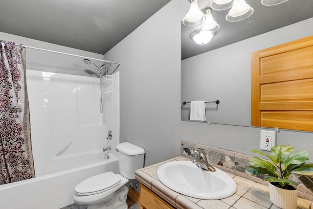 629 Alvista Loop, Hamilton, MT 59840 - full bathroom with shower / tub combo with curtain, vanity, toilet, and tile patterned floors