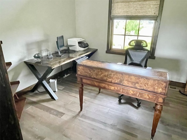 27 Elk Meadow Ln, Kalispell, MT 59901 - home office featuring wood finished floors