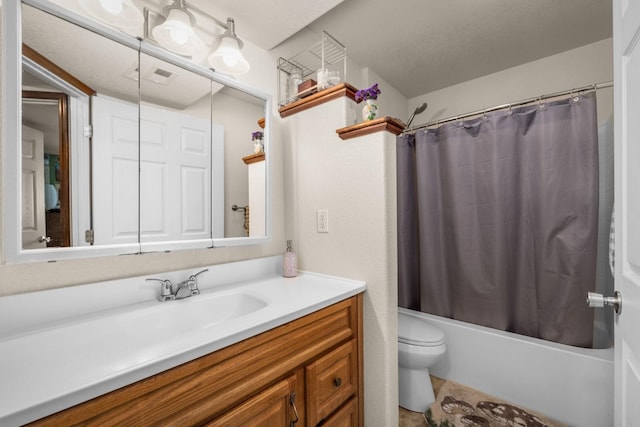 5 Darlene Rd, Columbia Falls, MT 59912 - full bath featuring vanity, toilet, and shower / bathtub combination with curtain