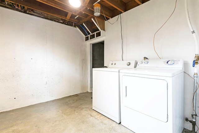 2929 Sunrise Promenade Promenade, Missoula, MT 59801 - laundry room featuring washer and clothes dryer