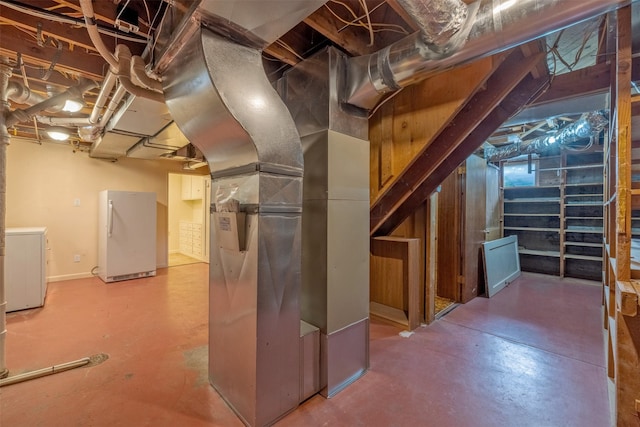 925 Hollins Ave, Helena, MT 59601 - unfinished basement featuring freestanding refrigerator