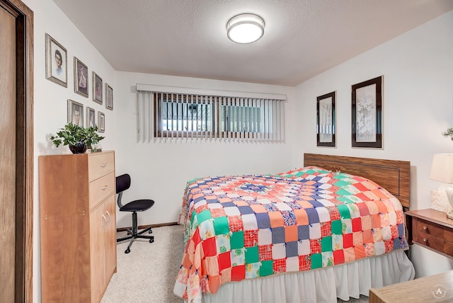 1502 Hauser Blvd, Helena, MT 59601 - carpeted bedroom featuring baseboards
