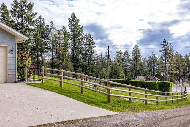 100 Rimini Rd, Lakeside, MT 59922 - view of yard featuring a garage
