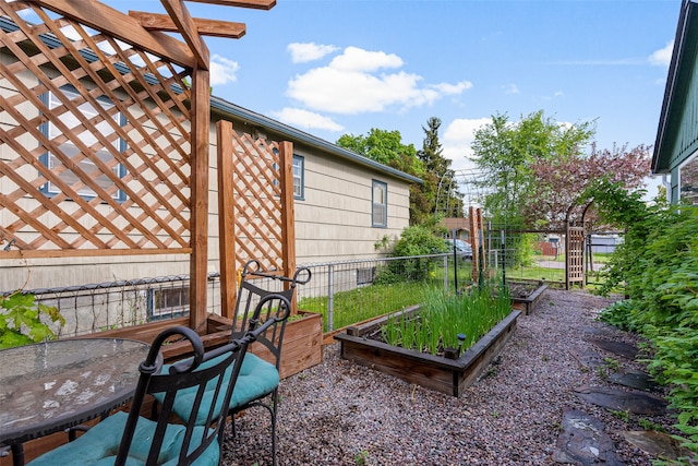 2115 Burlington Ave, Missoula, MT 59801 - view of yard featuring a vegetable garden