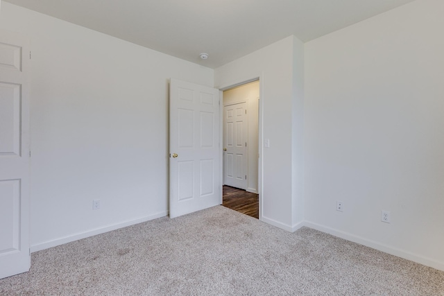 1126 Jordan Cir, Billings, MT 59105 - carpeted empty room with baseboards and a smoke detector