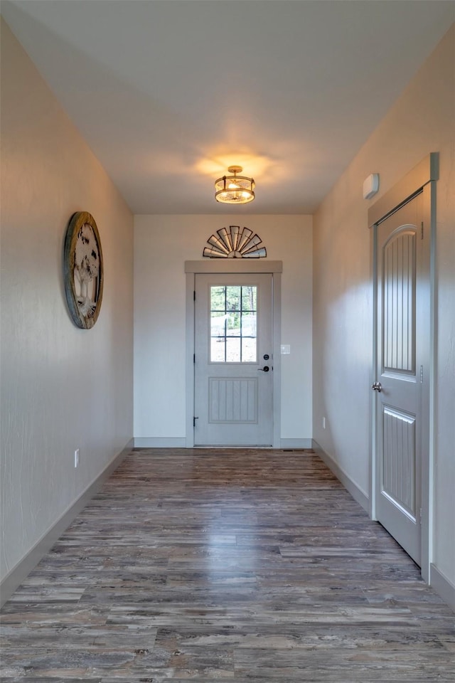 3525 Overland Rd, Helena, MT 59602 - entryway featuring wood finished floors and baseboards