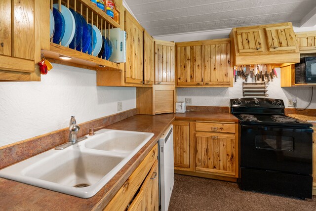 6040 Pearl Dr, Manhattan, MT 59741 - kitchen featuring black appliances and a sink