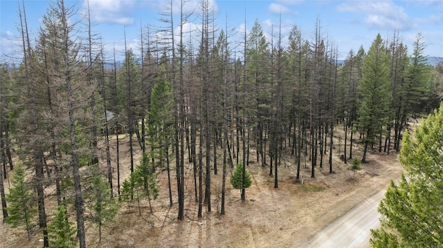 25 Hillcrest Dr, Eureka, MT 59917