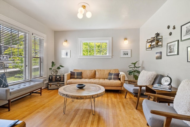 322 W Lawrence St, Helena, MT 59601 - living area featuring light wood-type flooring