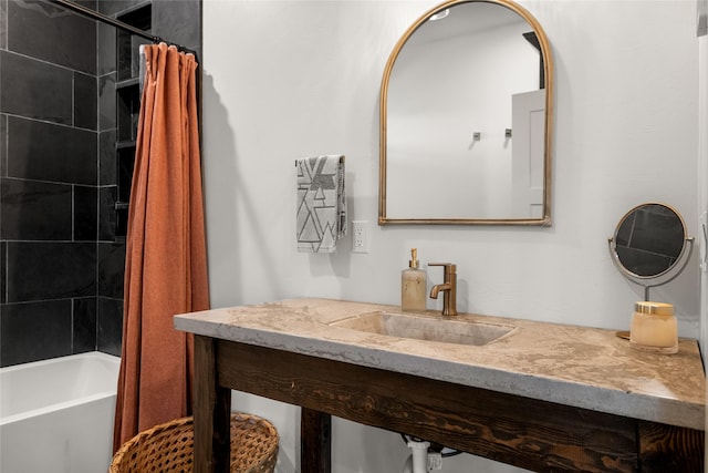 42730 Ridgeway Rd, Charlo, MT 59824 - full bath with vanity and shower / bath combo with shower curtain