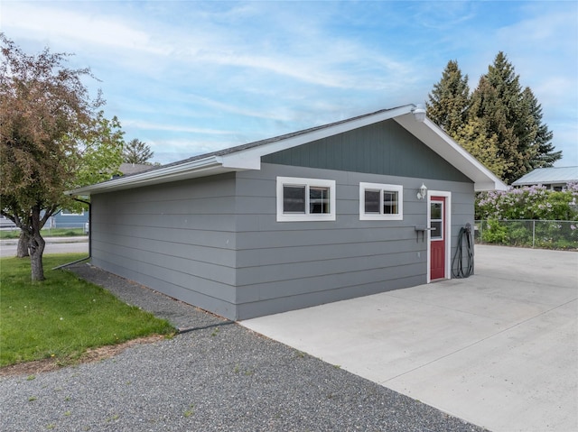 413 S Oak St, Townsend, MT 59644 - view of garage