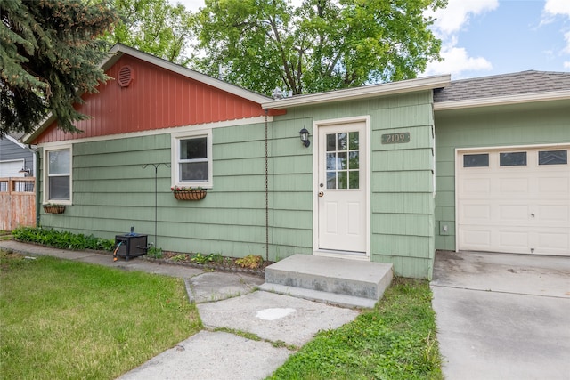 2109 S 5th St W, Missoula, MT 59801 - ranch-style home featuring a garage