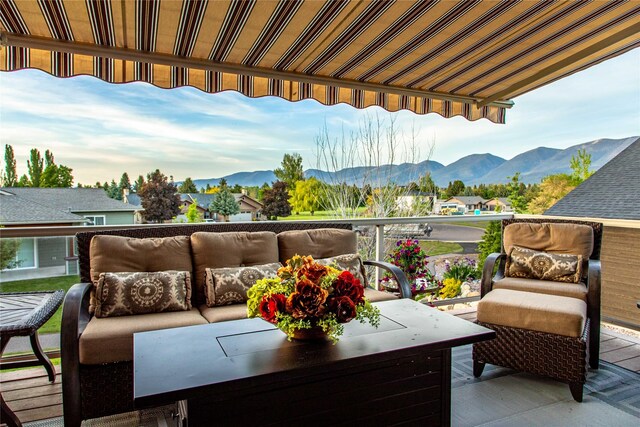 309 Timberwolf Dr, Polson, MT 59860 - wooden terrace with a pergola and outdoor lounge area