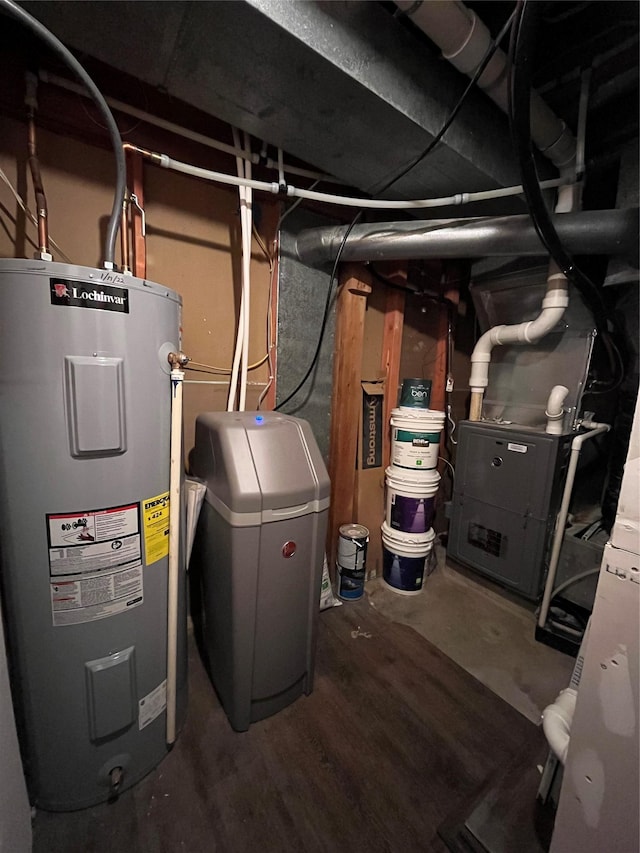 502 Illinois Ave, Valier, MT 59486 - utilities featuring water heater