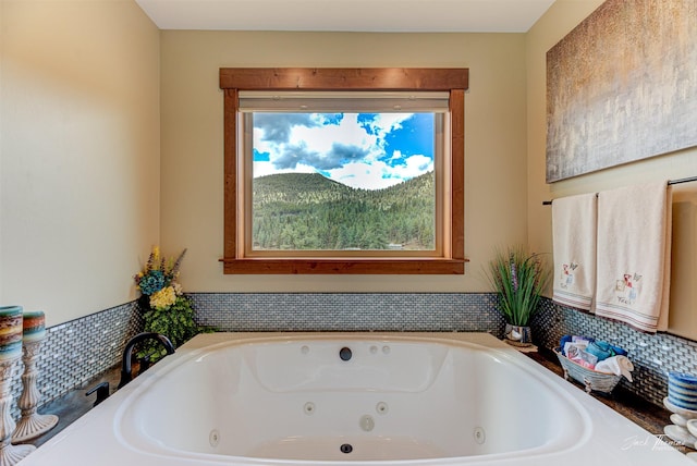 20 Penny Ln, Clancy, MT 59634 - bathroom featuring a jetted tub