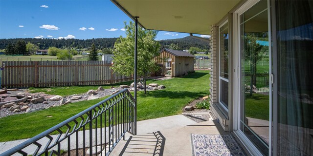 345 Ash Dr, Butte, MT 59701 - full bath featuring a shower with shower curtain