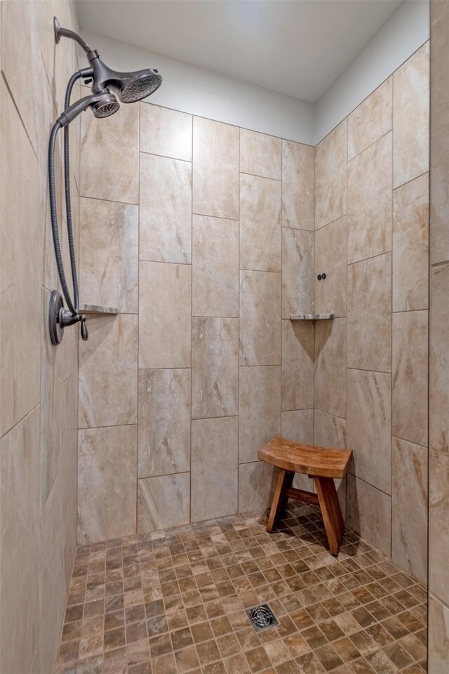 2320 Kenai Rd, Helena, MT 59602 - full bathroom with tiled shower
